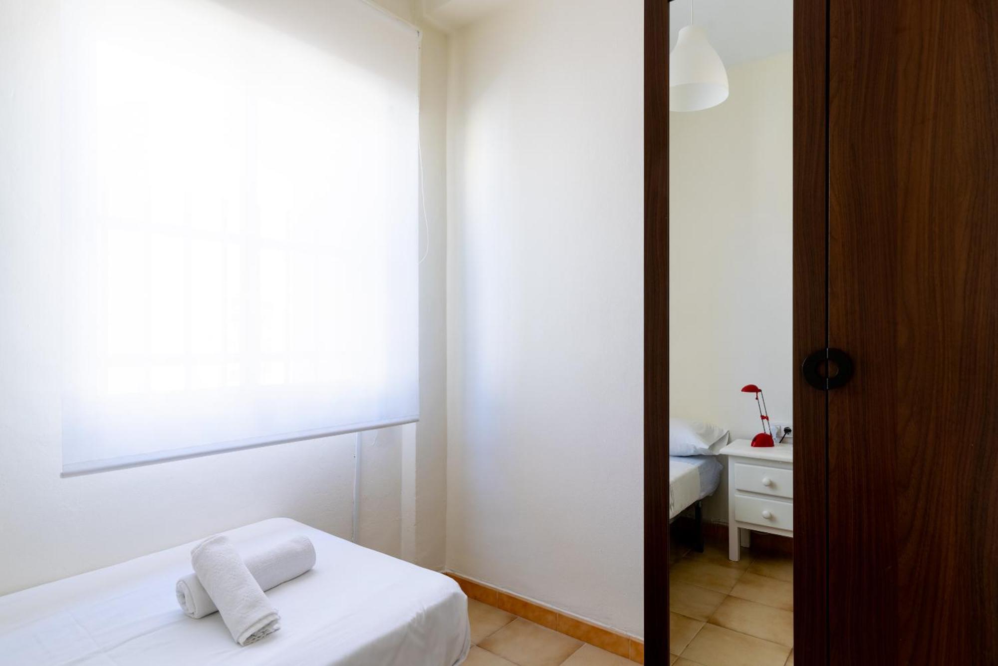 Apartamento Familiar Maria Auxiliadora Sevilla Exterior foto